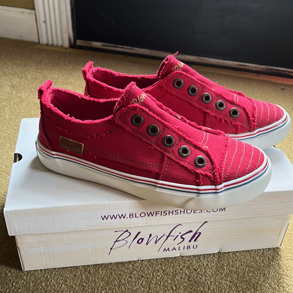 Blowfish Malibu Women's Play Canvas Sneaker red FREE SHIPPING